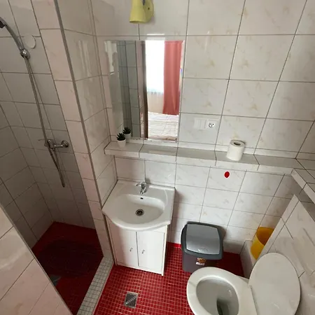 Maria Guest house *